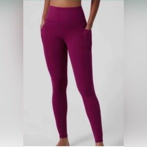 NWT Athleta Salutation Stash Pocket II Tight - Fuschia / size small